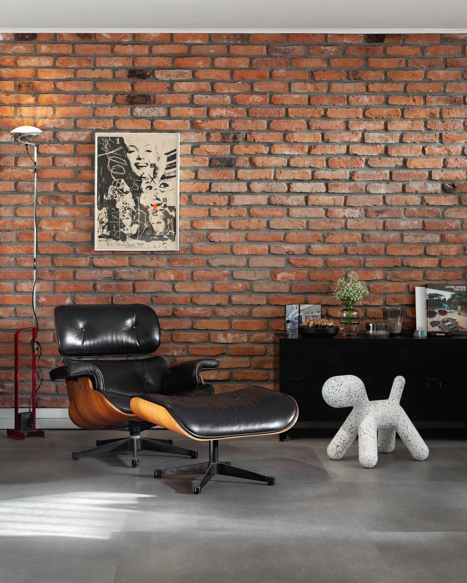 Reuveni studio interior
