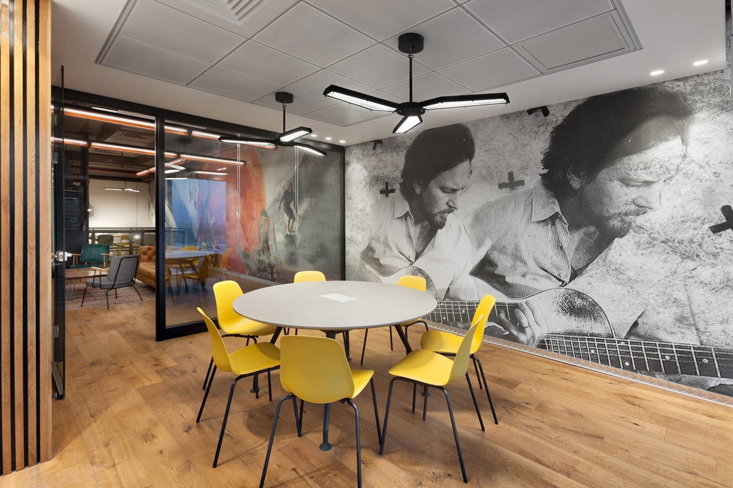 Talma Travel – Second Floor, image 3.2
